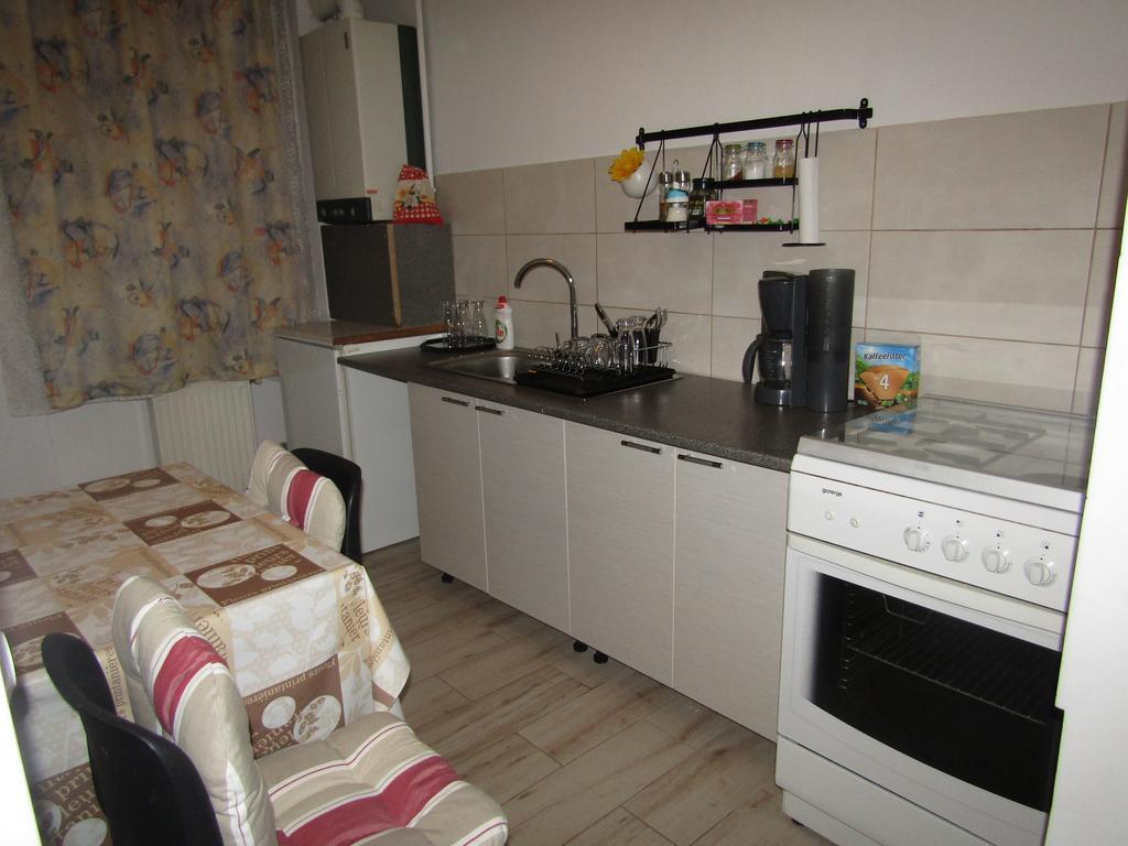 Gina Apartament Apartment Sibiu Bagian luar foto